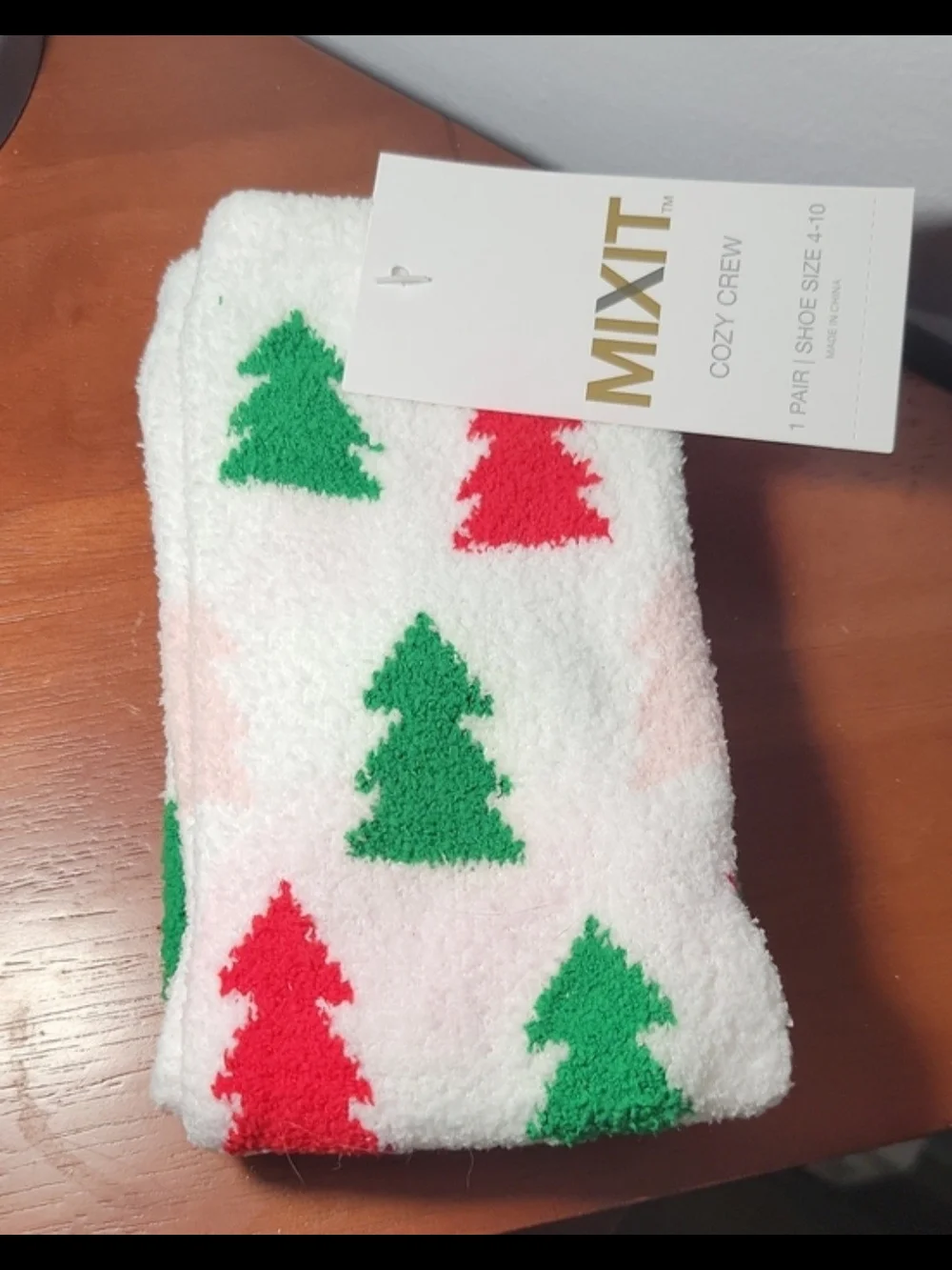Lot of 7 Mixit Christmas / Holiday Socks
